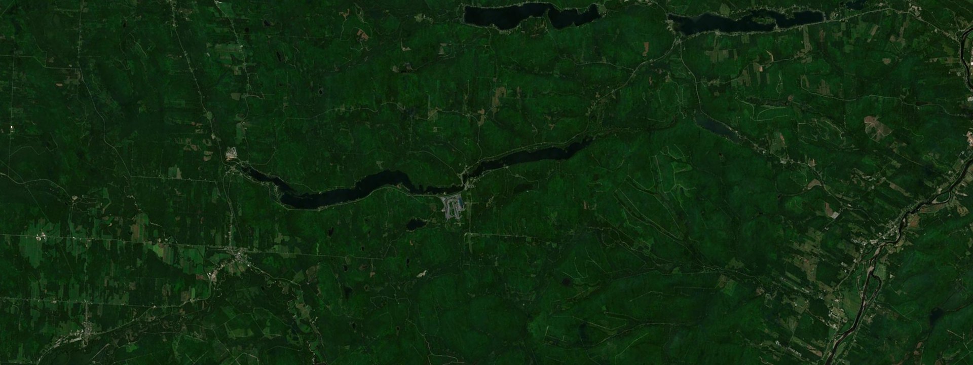 Vue satellite de Saint-Marc-du-Lac-Long