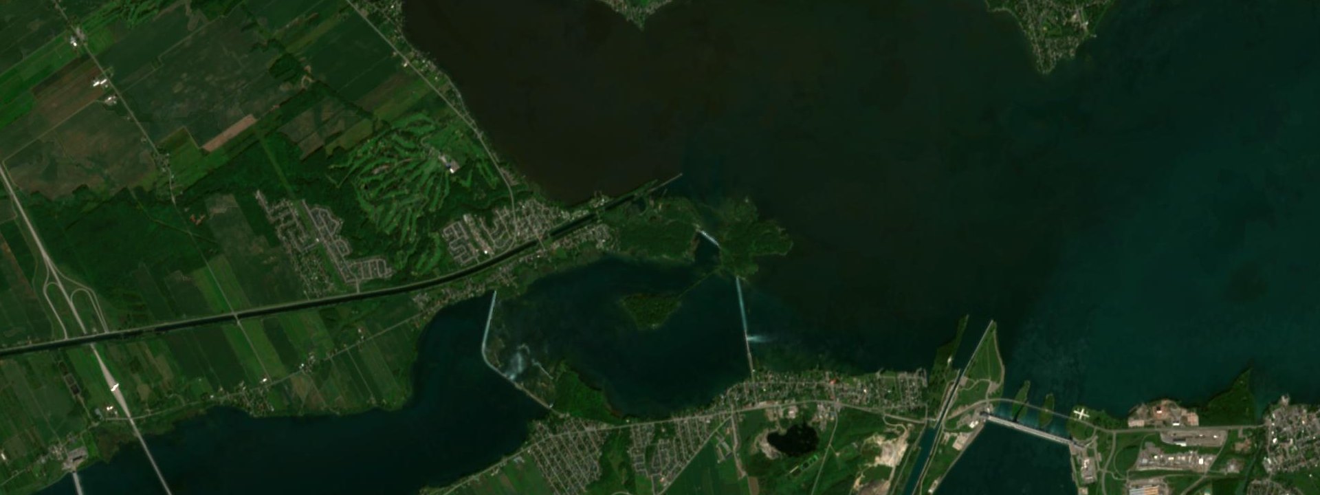 Vue satellite de Pointe-des-Cascades